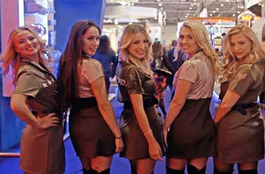 ICE Totally Gaming : Promo Girls